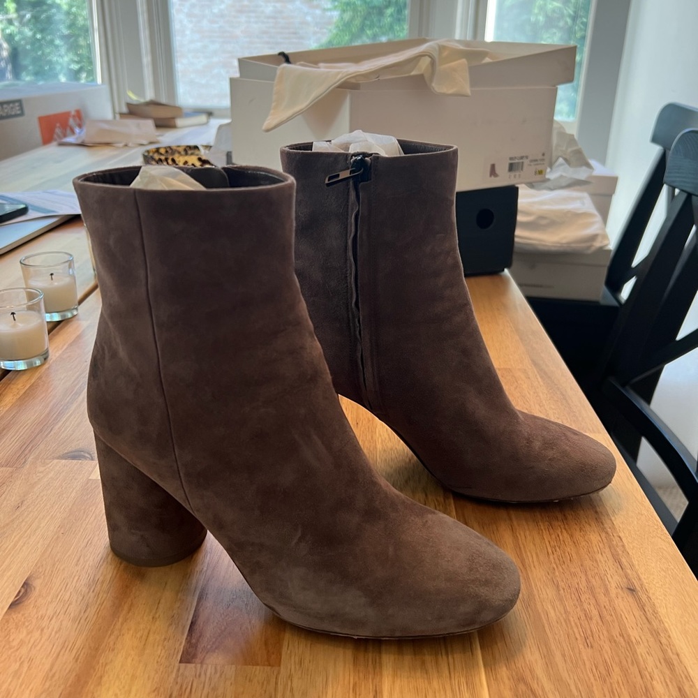 Vince Ridley Bootie - Picture 2 of 6